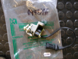 potenciometr akcelerátoru; 049516