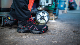 Boty pracovní SAFETY 40.1 MID black/red, Art. No. 610018
